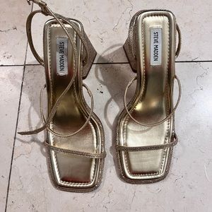 Steve Madden gold heels worn once. Size 10